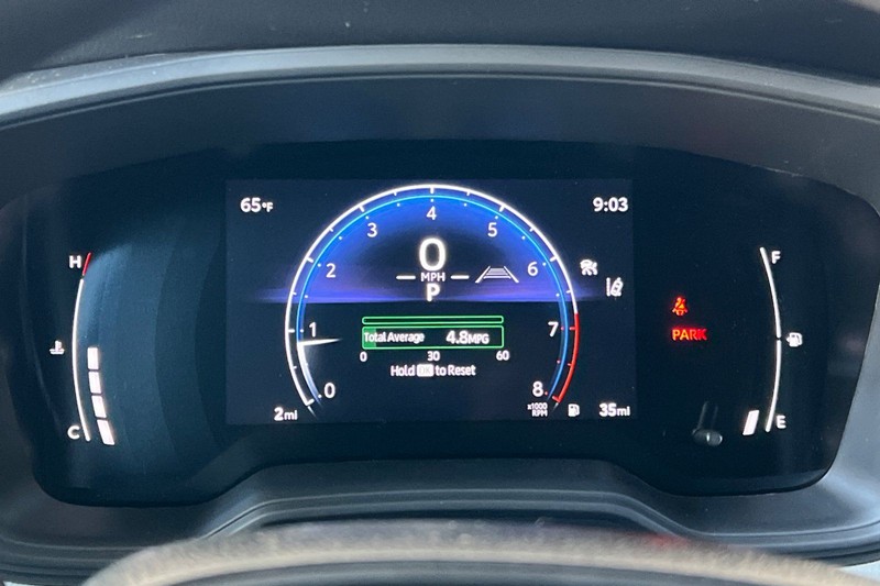 Toyota Corolla Cross Vehicle Full-screen Gallery Image 20