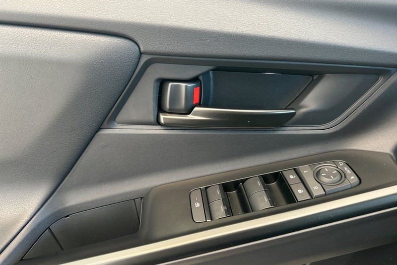 Toyota bZ Vehicle Full-screen Gallery Image 07