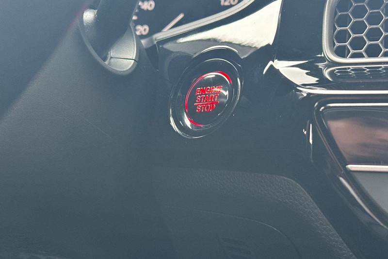 Honda Civic Sedan Vehicle Full-screen Gallery Image 21