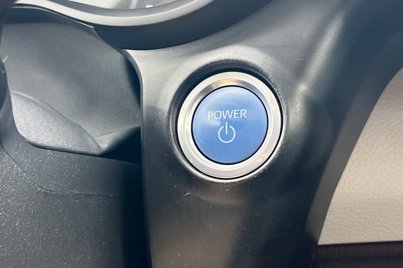 Toyota Sienna Vehicle Full-screen Gallery Image 23