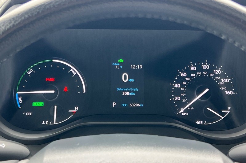 Toyota Sienna Vehicle Full-screen Gallery Image 25