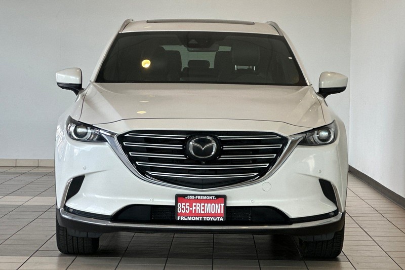 Mazda CX-9 Vehicle Full-screen Gallery Image 09