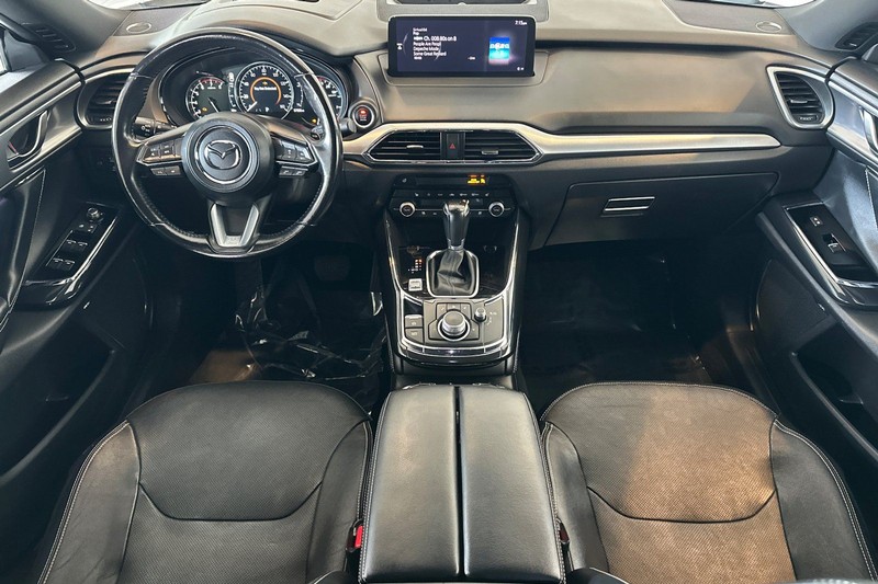 Mazda CX-9 Vehicle Full-screen Gallery Image 13