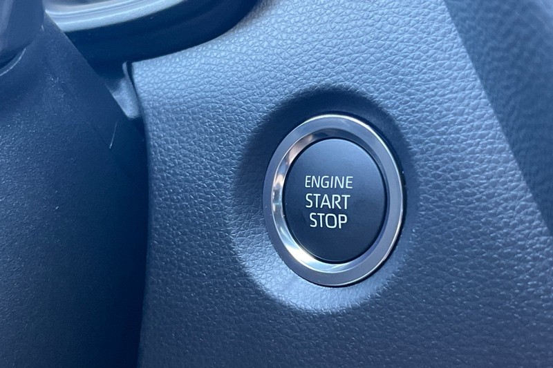 Toyota Corolla Vehicle Full-screen Gallery Image 19