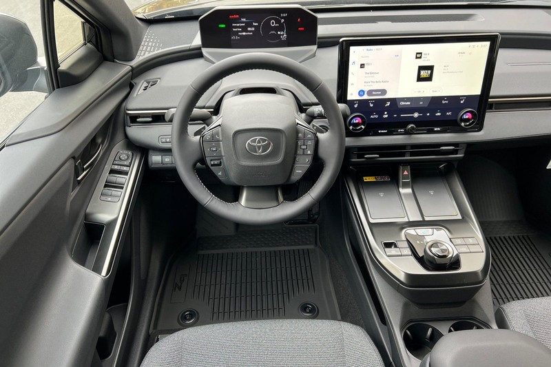 Toyota bZ Vehicle Full-screen Gallery Image 12