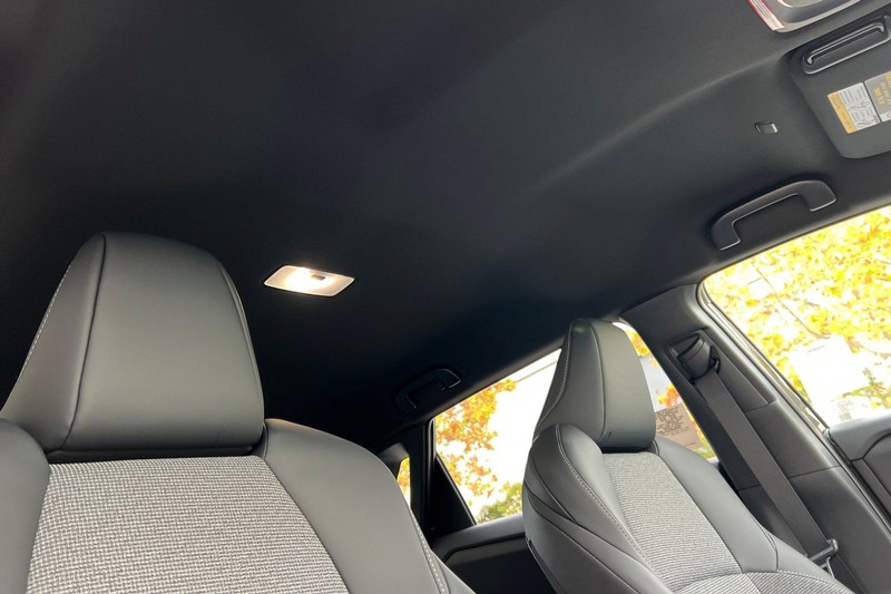 Toyota bZ Vehicle Full-screen Gallery Image 15