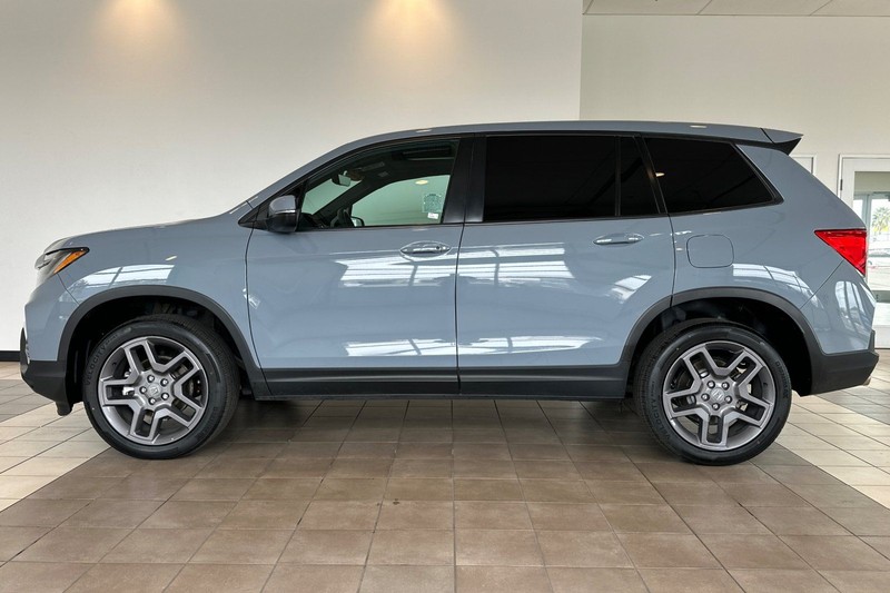 Honda Passport Vehicle Full-screen Gallery Image 07