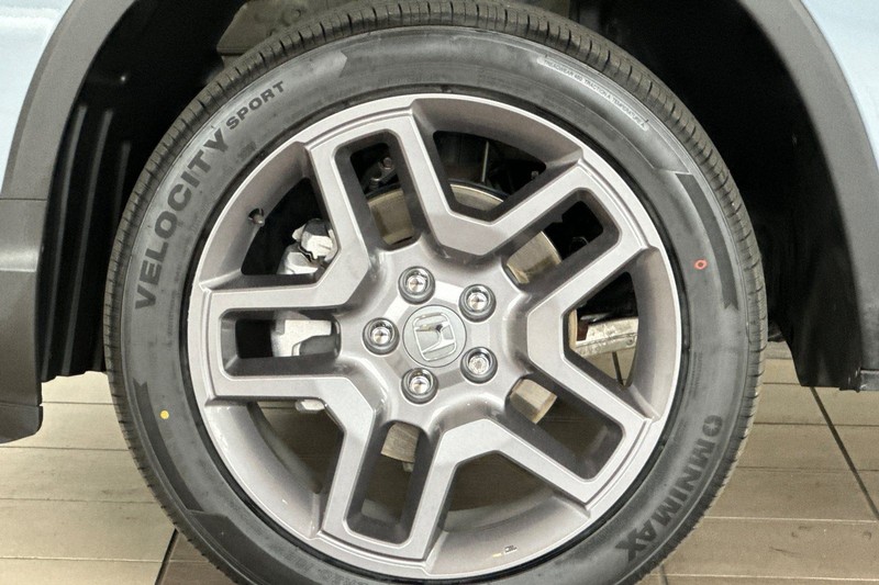 Honda Passport Vehicle Full-screen Gallery Image 26