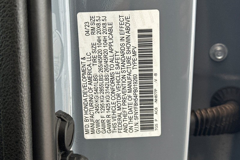 Honda Passport Vehicle Full-screen Gallery Image 28