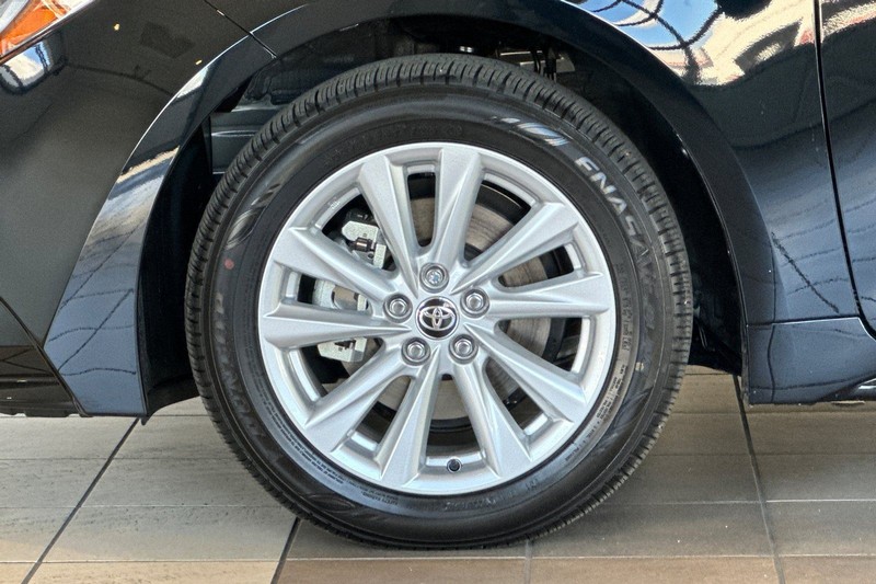 Toyota Corolla Vehicle Full-screen Gallery Image 26