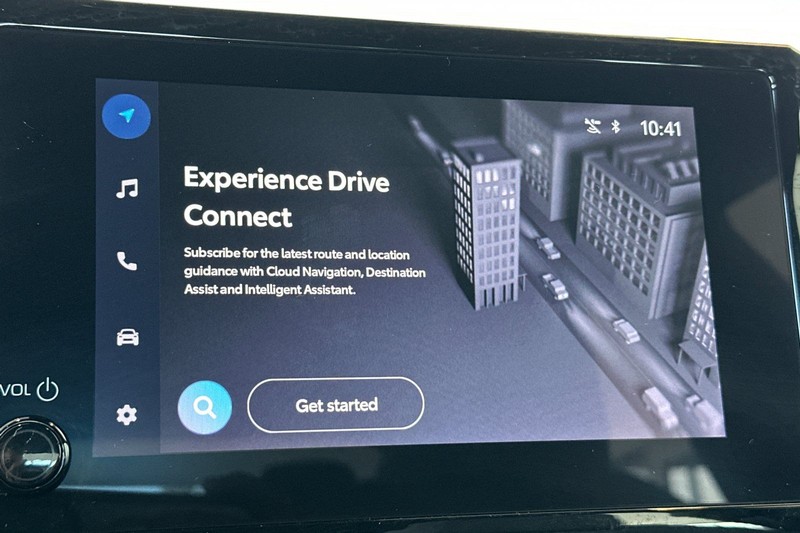 Toyota Corolla Vehicle Full-screen Gallery Image 18
