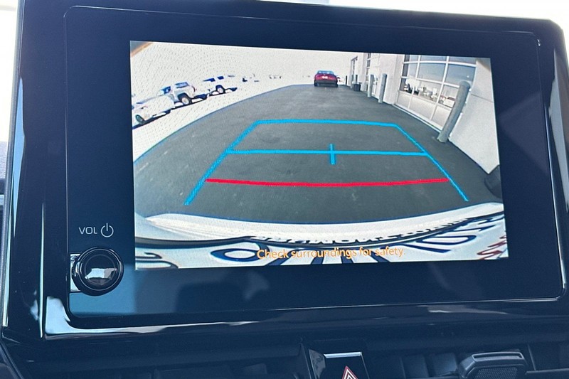 Toyota Corolla Vehicle Full-screen Gallery Image 19