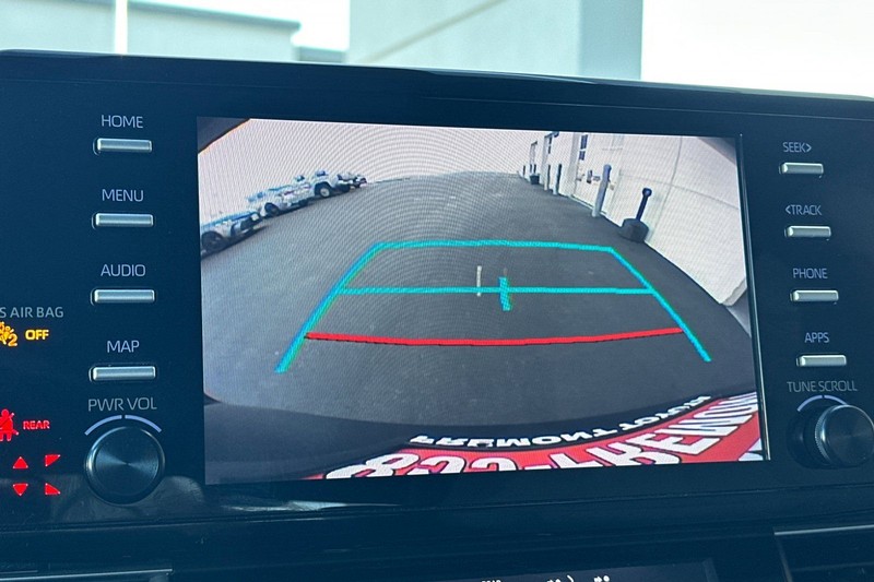 Toyota Sienna Vehicle Full-screen Gallery Image 20