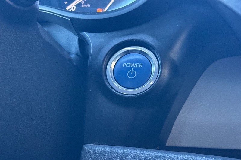 Toyota Sienna Vehicle Full-screen Gallery Image 23