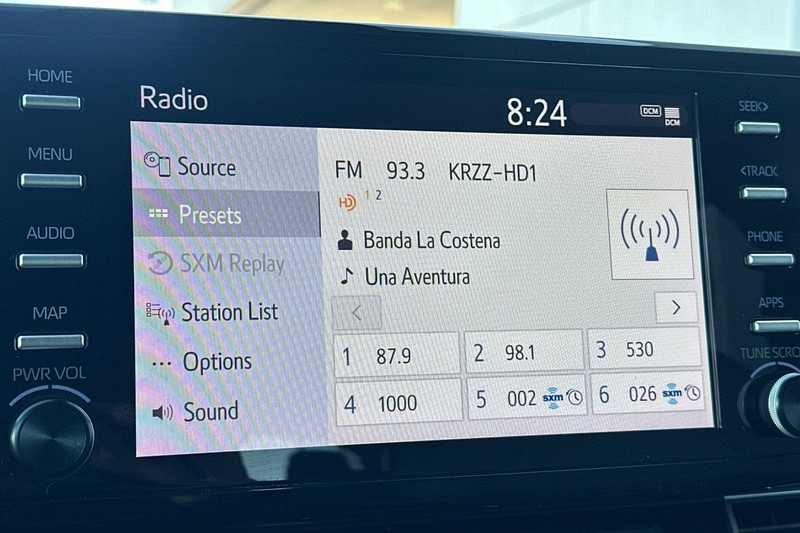 Toyota Sienna Vehicle Full-screen Gallery Image 19