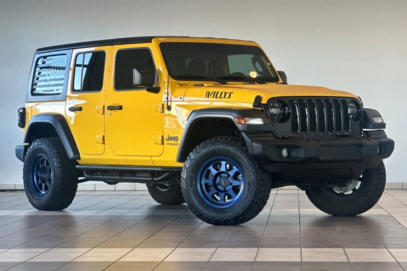 Jeep Wrangler Unlimited Vehicle Full-screen Gallery Image 02