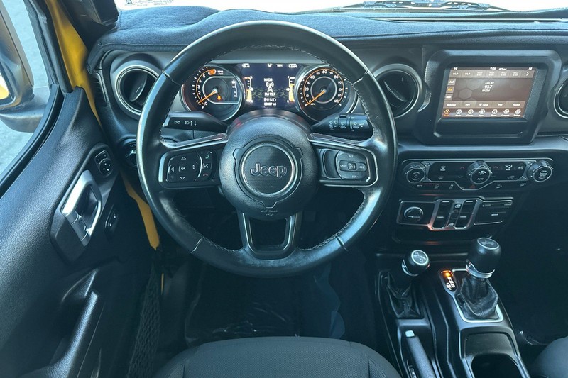 Jeep Wrangler Unlimited Vehicle Full-screen Gallery Image 14