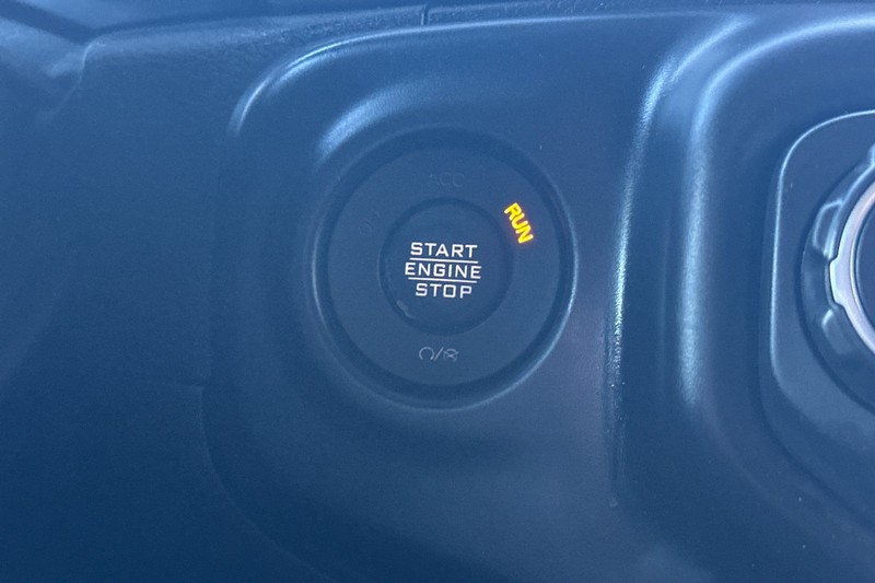 Jeep Wrangler Unlimited Vehicle Full-screen Gallery Image 23