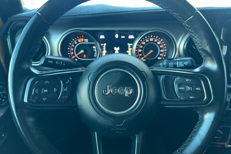 Jeep Wrangler Unlimited Vehicle Full-screen Gallery Image 24