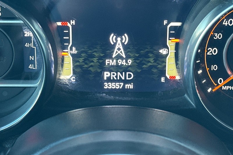 Jeep Wrangler Unlimited Vehicle Full-screen Gallery Image 26