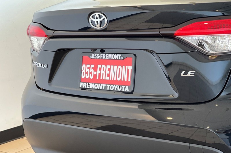 Toyota Corolla Vehicle Full-screen Gallery Image 07