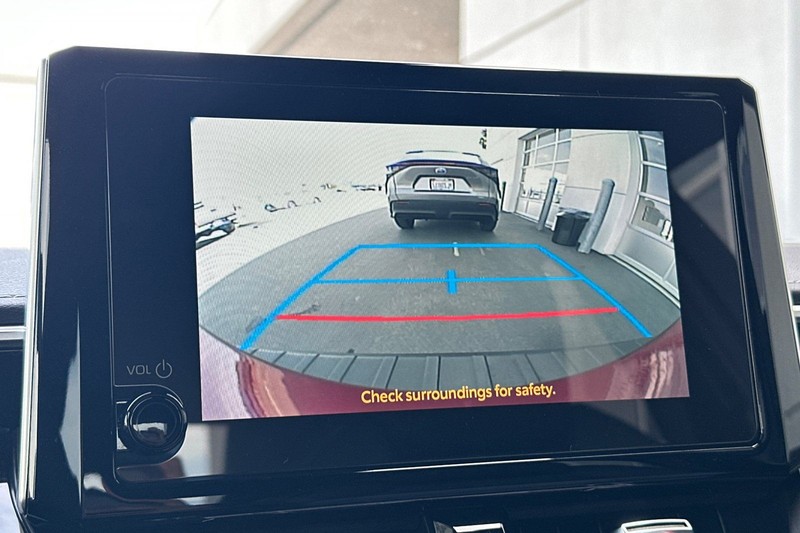 Toyota Corolla Hatchback Vehicle Full-screen Gallery Image 20