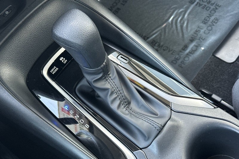 Toyota Corolla Vehicle Full-screen Gallery Image 21