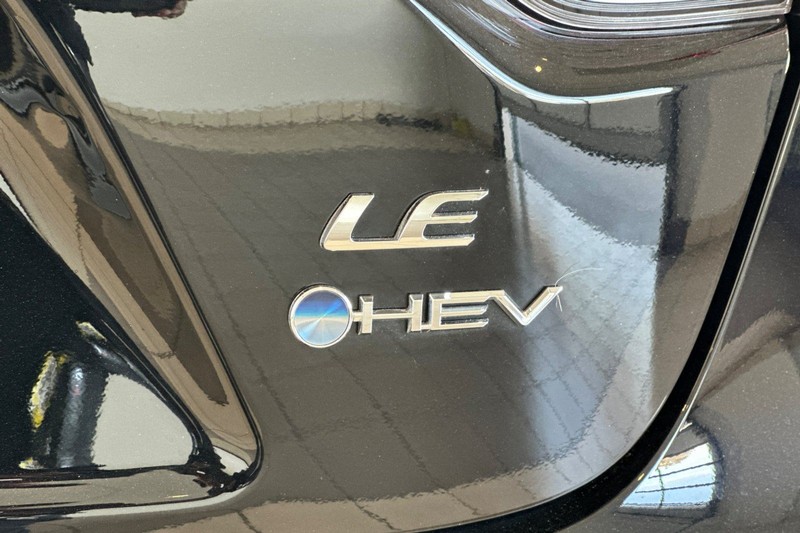 Toyota Corolla Vehicle Full-screen Gallery Image 27