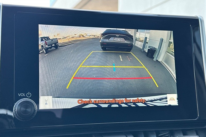 Toyota RAV4 Vehicle Full-screen Gallery Image 20