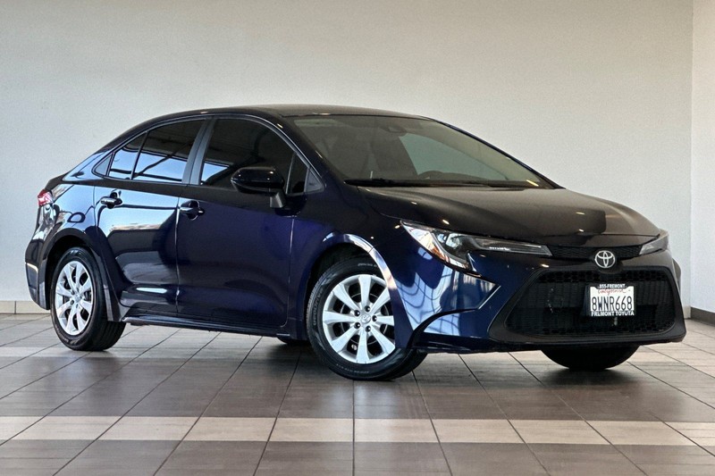 Toyota Corolla Vehicle Full-screen Gallery Image 02