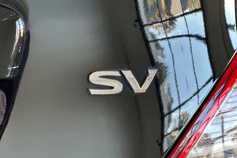 Nissan Versa Sedan Vehicle Full-screen Gallery Image 24