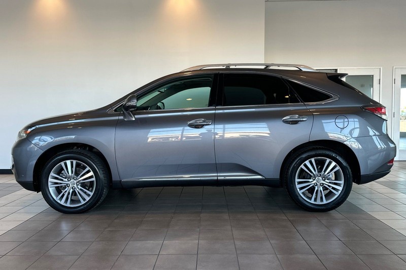 Lexus RX 350 Vehicle Full-screen Gallery Image 07