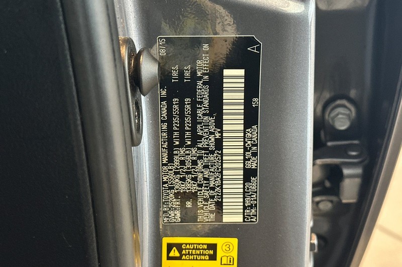 Lexus RX 350 Vehicle Full-screen Gallery Image 29