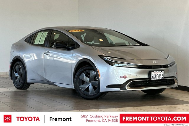 more details - toyota prius prime