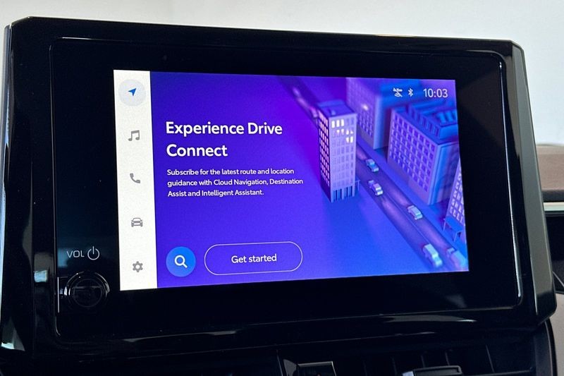 Toyota Corolla Vehicle Full-screen Gallery Image 18