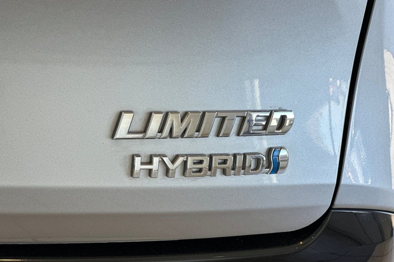 Toyota Sienna Vehicle Full-screen Gallery Image 30