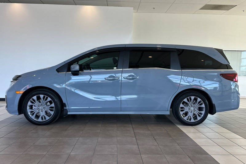 Honda Odyssey Vehicle Full-screen Gallery Image 07