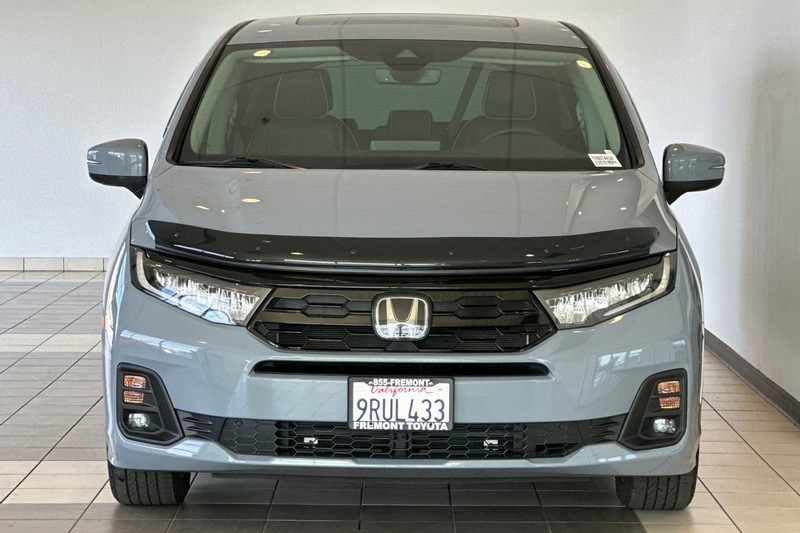 Honda Odyssey Vehicle Full-screen Gallery Image 09