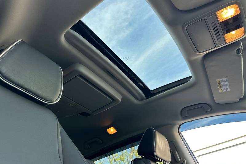 Honda Odyssey Vehicle Full-screen Gallery Image 19