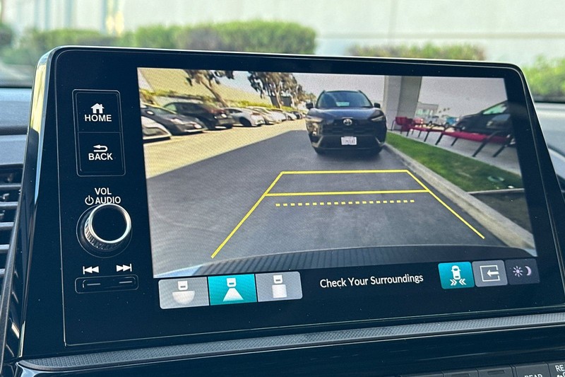 Honda Odyssey Vehicle Full-screen Gallery Image 22