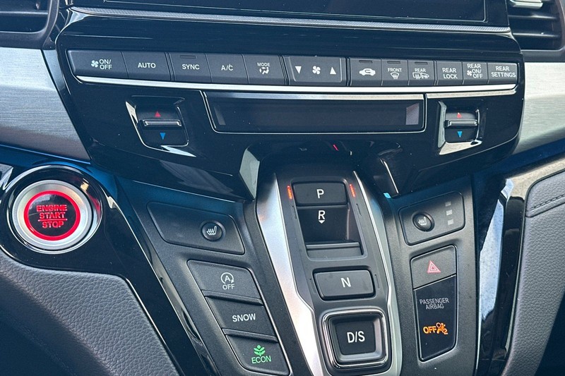 Honda Odyssey Vehicle Full-screen Gallery Image 23