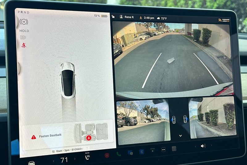Tesla Model 3 Vehicle Full-screen Gallery Image 19