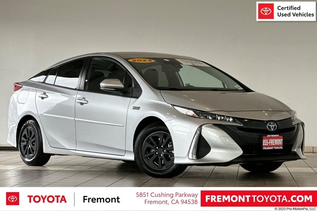 more details - toyota prius prime