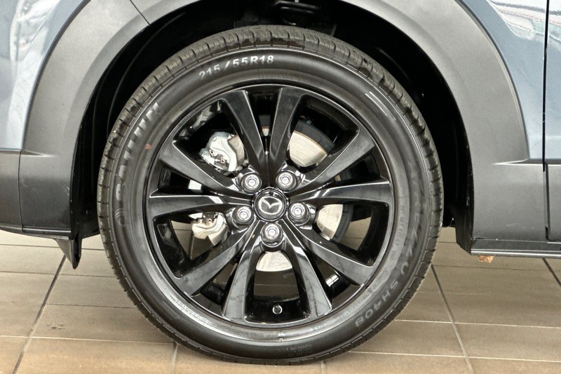 Mazda CX-30 Vehicle Full-screen Gallery Image 27