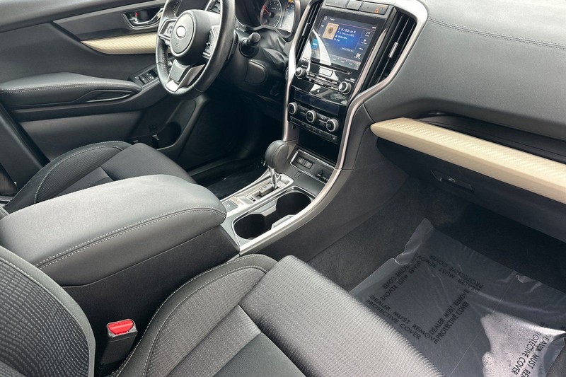 Subaru Ascent Vehicle Full-screen Gallery Image 17