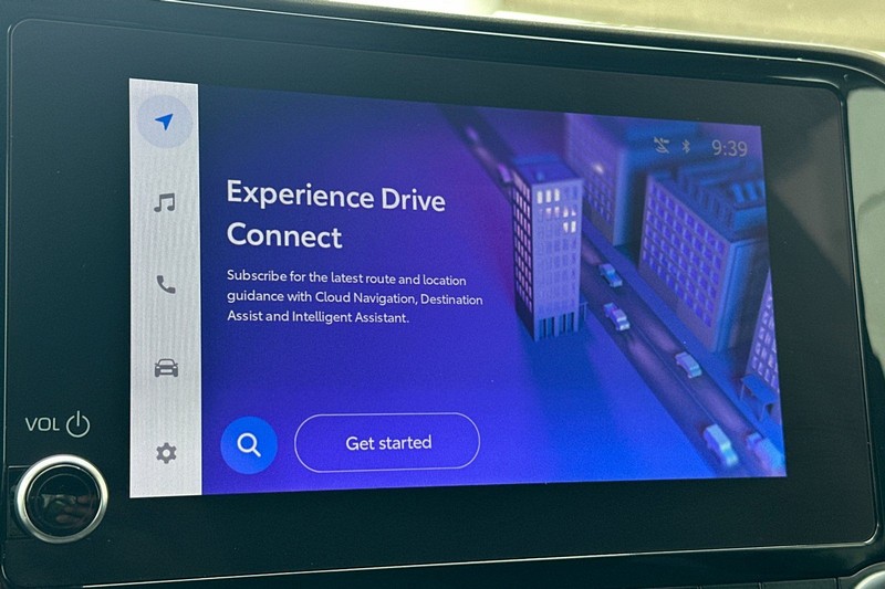 Toyota Highlander Vehicle Full-screen Gallery Image 20