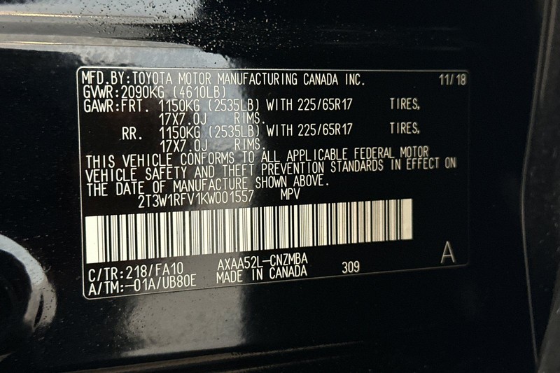 Toyota RAV4 Vehicle Full-screen Gallery Image 28