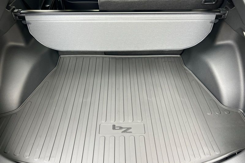 Toyota bZ Vehicle Full-screen Gallery Image 13