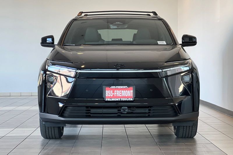 Toyota bZ Vehicle Full-screen Gallery Image 03