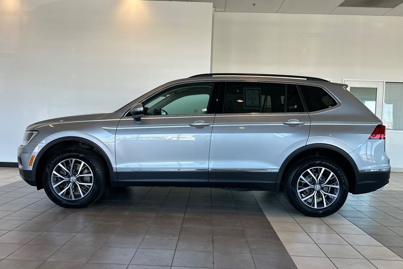 Volkswagen Tiguan Vehicle Full-screen Gallery Image 07